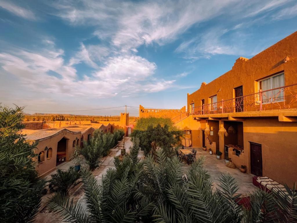 Hotel Dar Talmoudi Tagounite Exterior foto